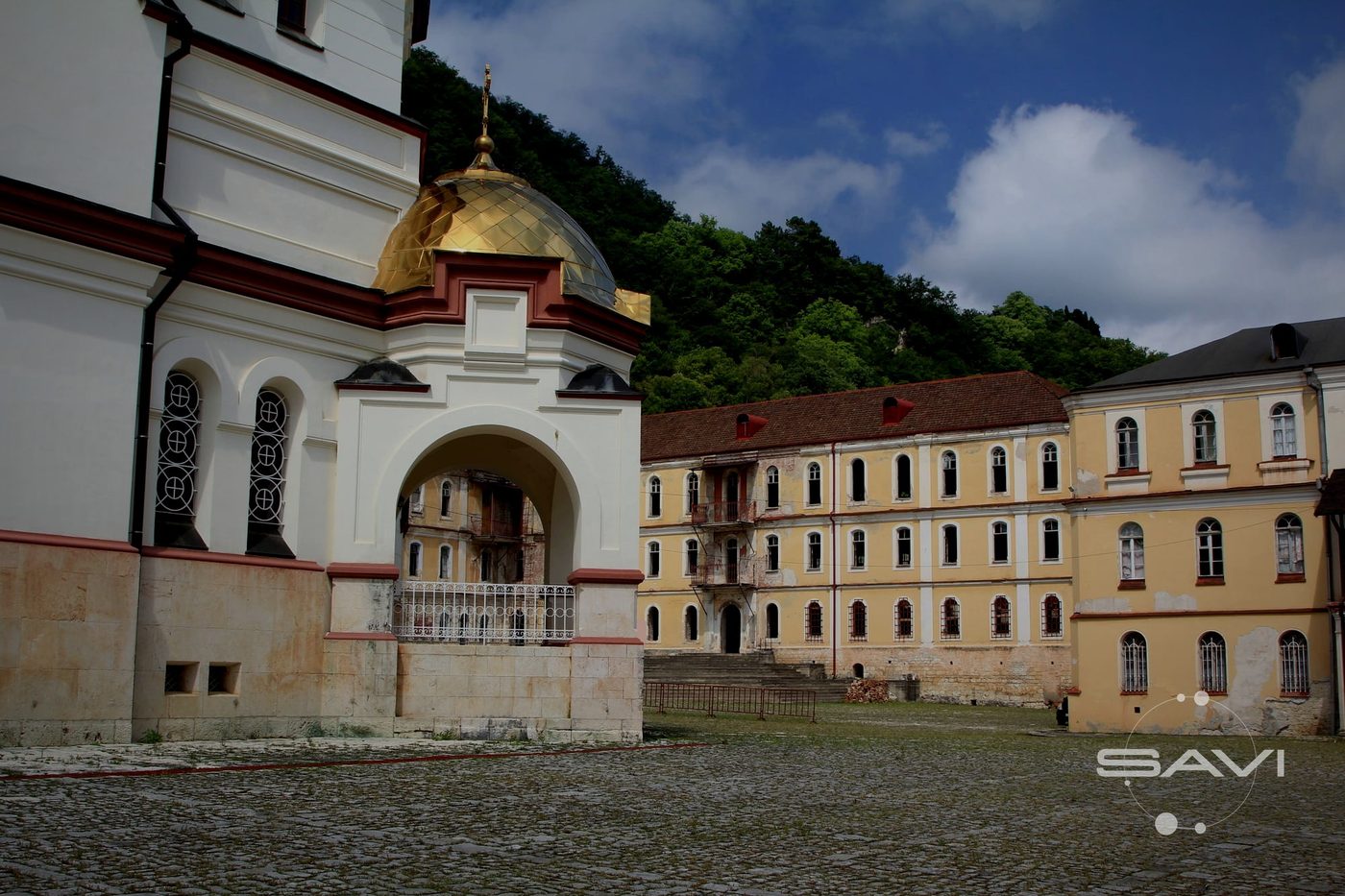 cerkov ikony bozhiey materi izbavitelnica 102